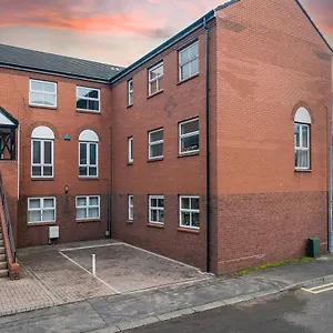 Apartment Pass The Keys - 2br Luxury With Jacuzzi Bath, Belfast
